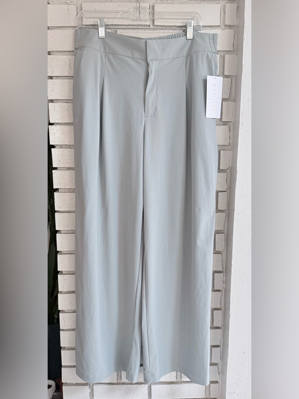 NWT Athleta Pinnacle Trouser Women's Wide Leg Pants Light Green High Rise